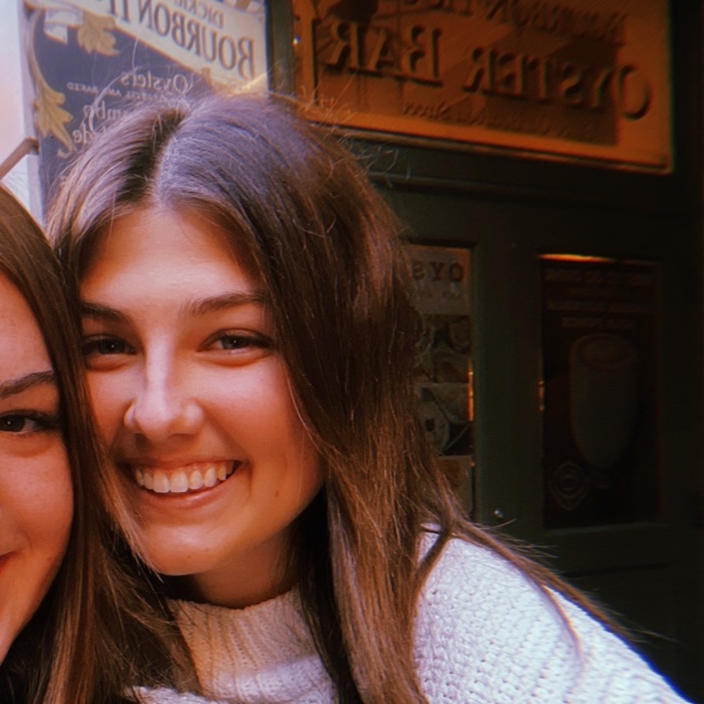 Meet your Posher, Anna claire